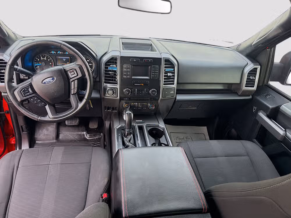 2015 Ford F-150 XLT SuperCrew Image 23