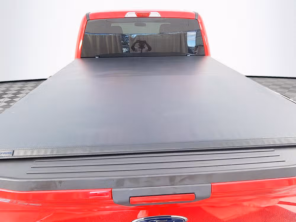 2015 Ford F-150 XLT SuperCrew Image 25