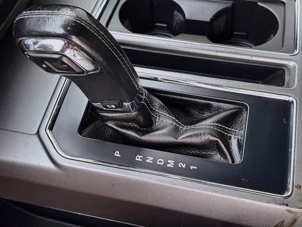 2015 Ford F-150 XLT SuperCrew Image 17