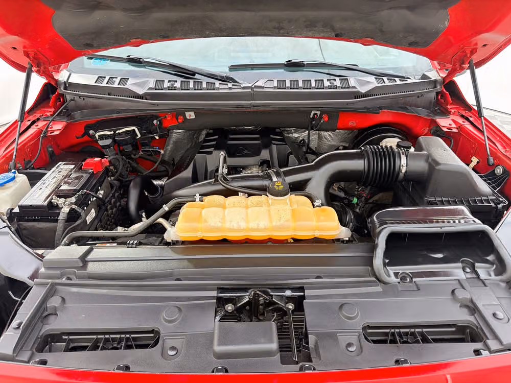 2015 Ford F-150 XLT SuperCrew Image 29
