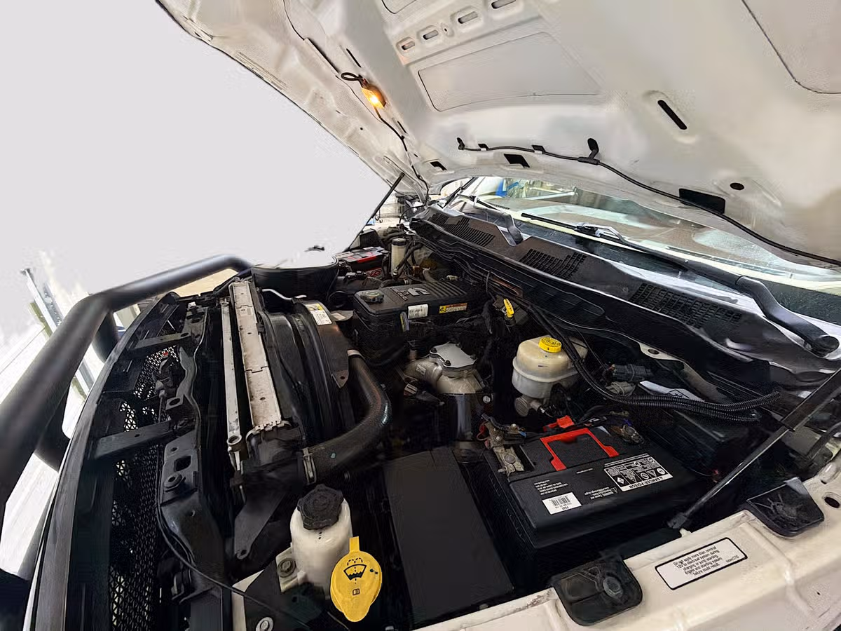 2015 Ram 3500 Laramie Crew Cab Image 35
