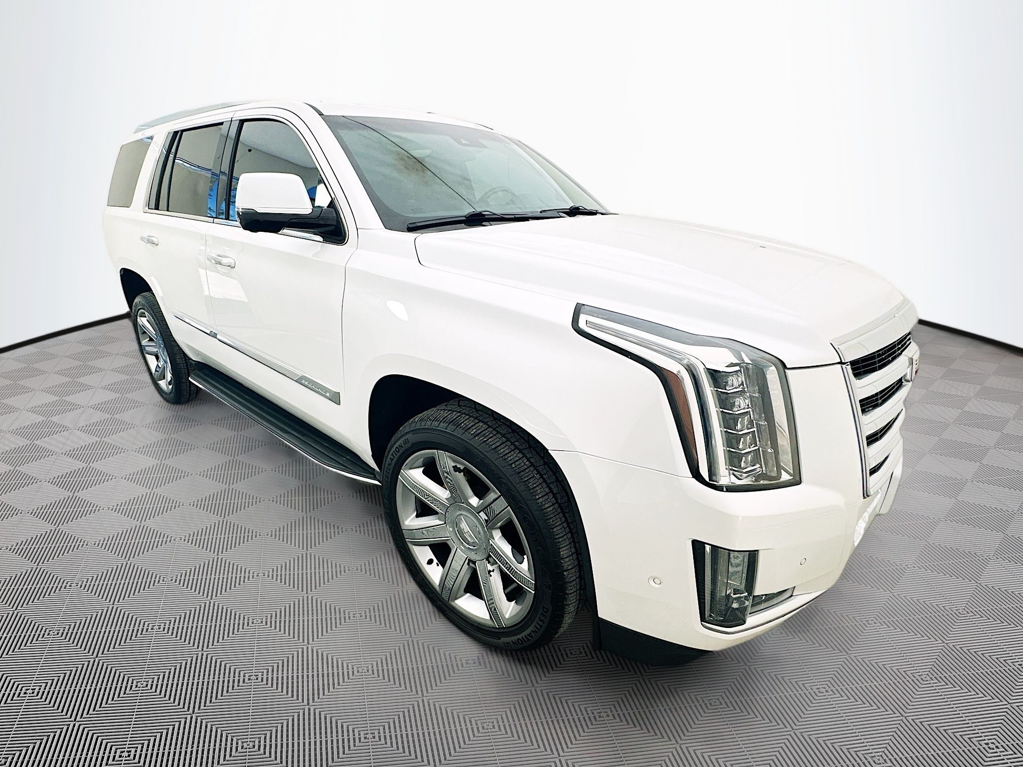 Crystal White Tricoat 2017 Cadillac Escalade SUV / Crossover Four-Wheel Drive Automatic