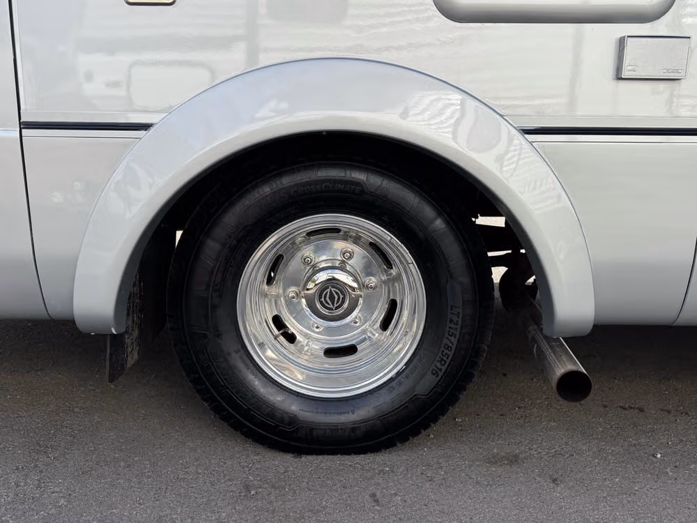 2019 Leisure Travel Vans Unity Class B Diesel Image 33