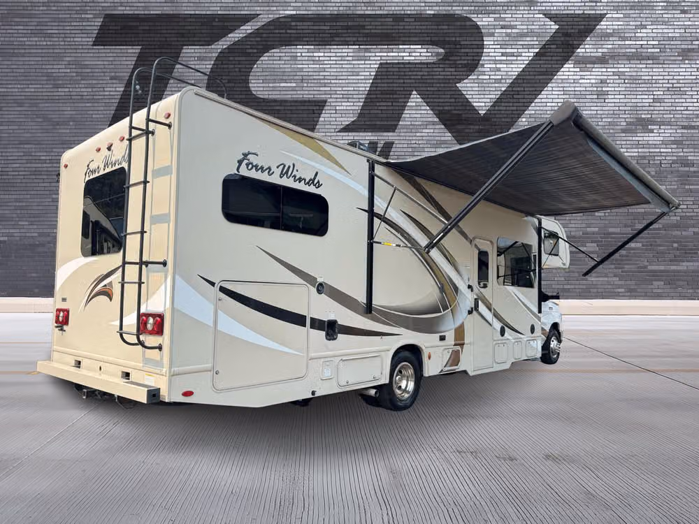 2018 Thor Four Winds Image 4
