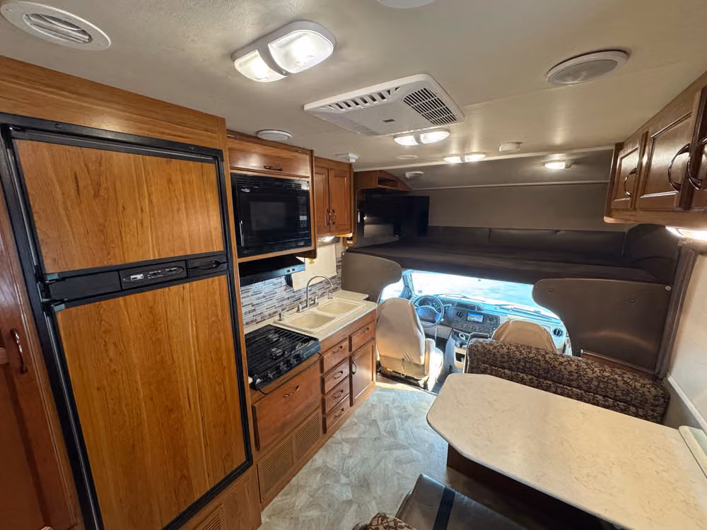 2016 Jayco Redhawk Image 9