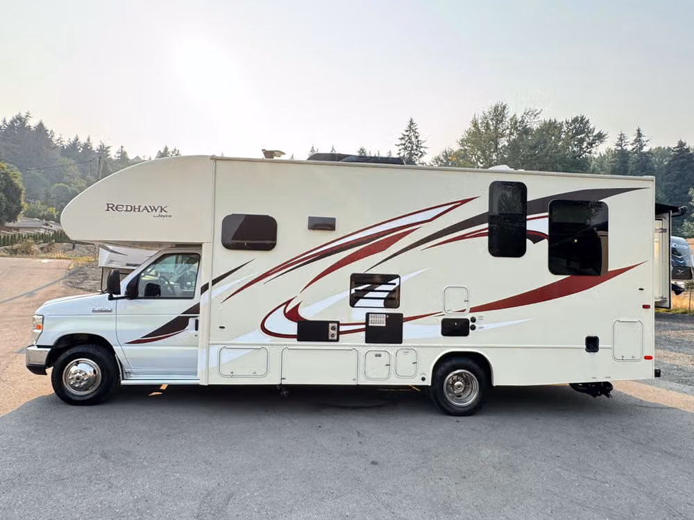2016 Jayco Redhawk Image 7
