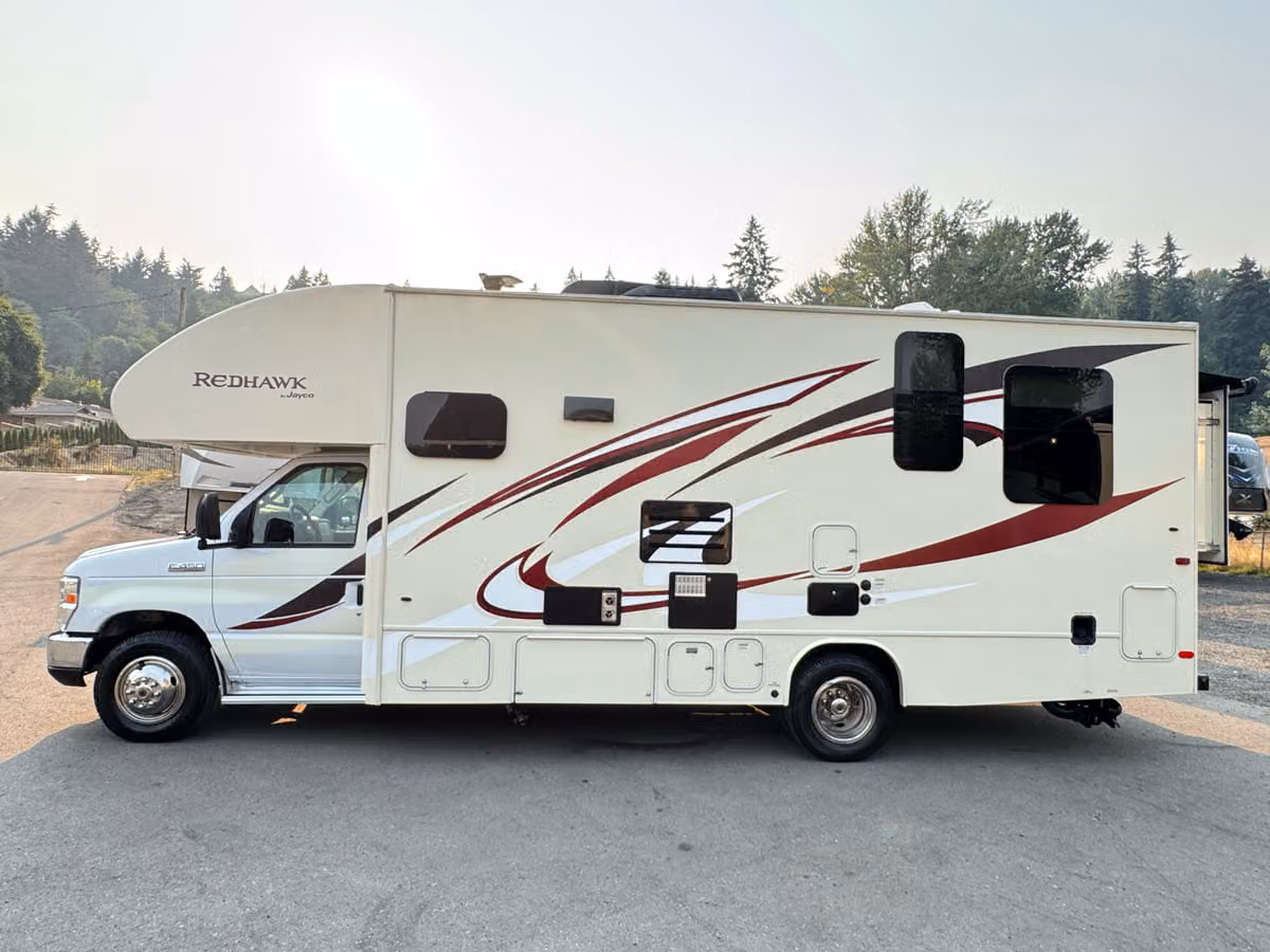 2016 Jayco Redhawk Image 7