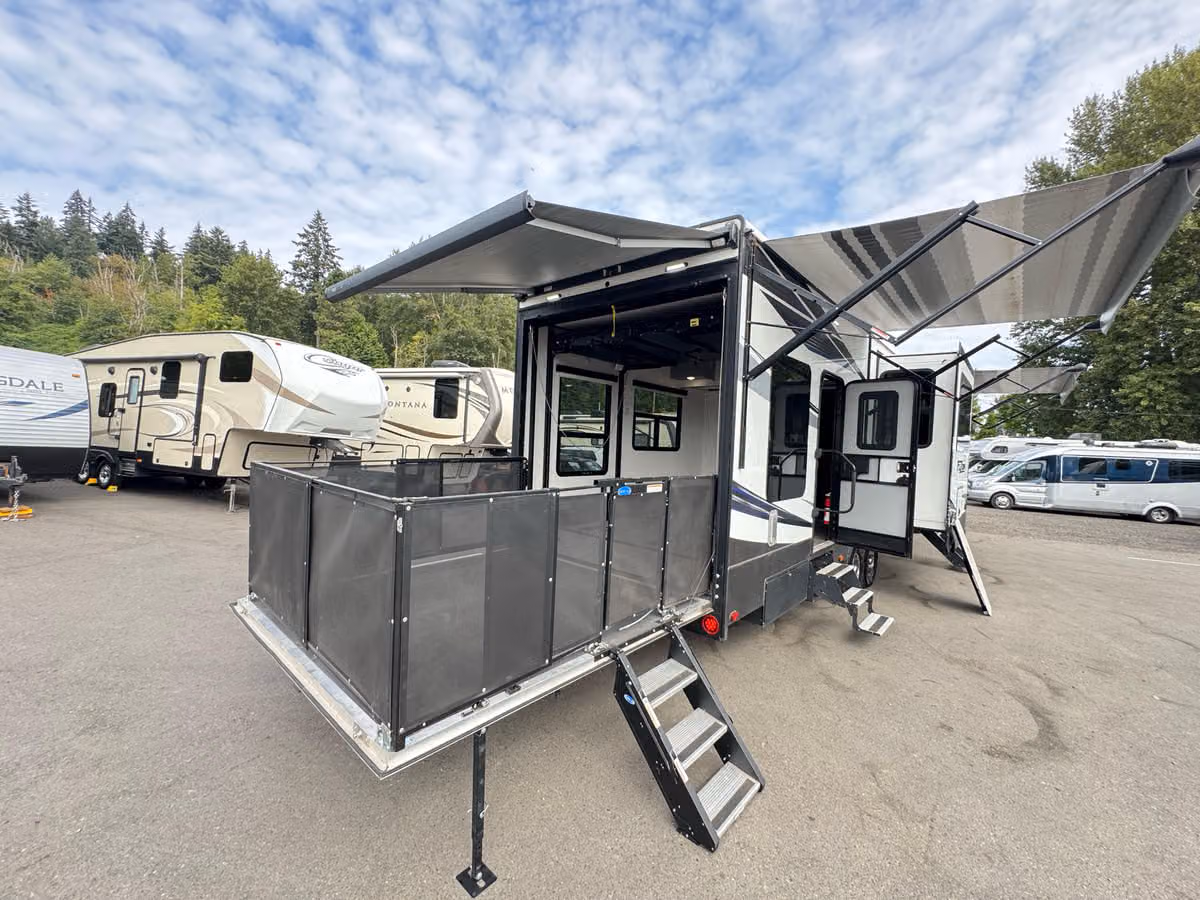 2020 Keystone Fuzion Image 25
