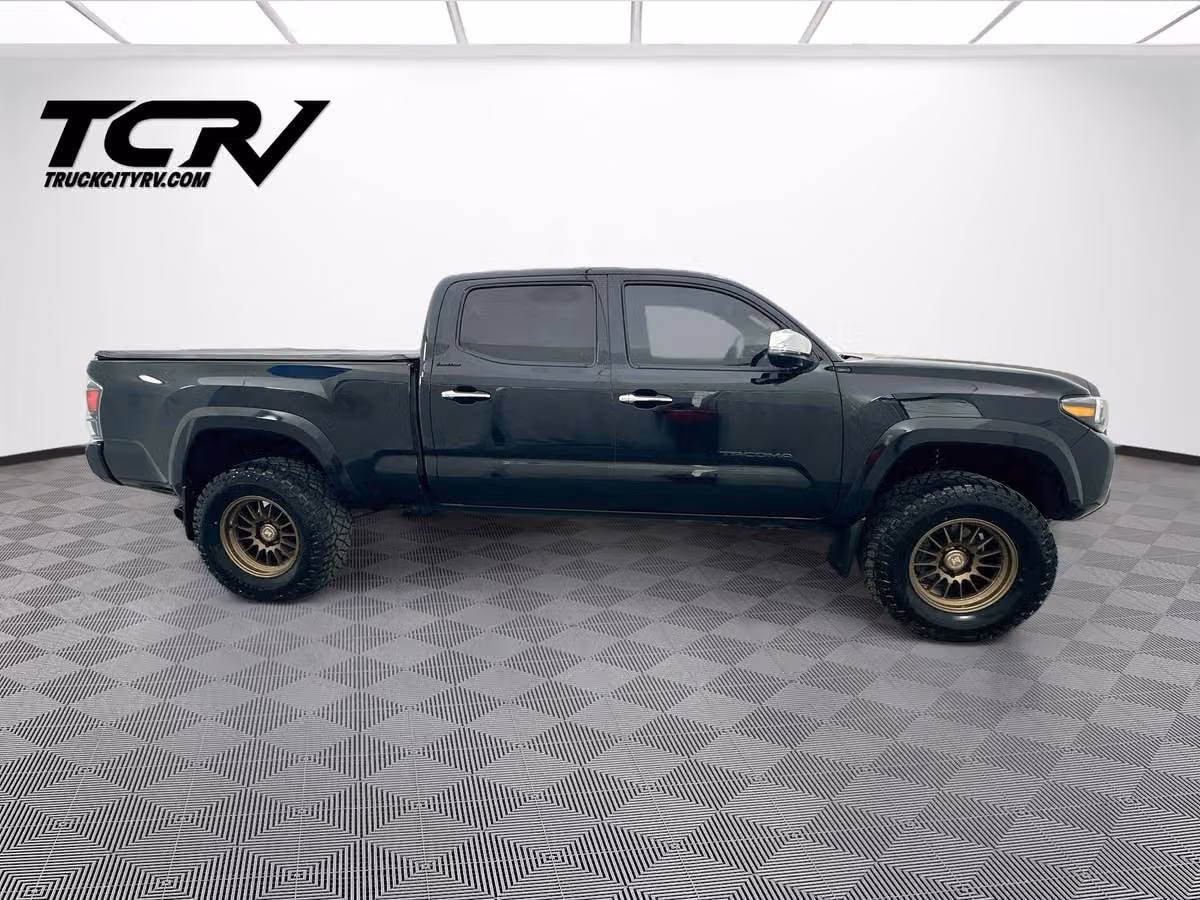 2021 Toyota Tacoma Limited Double Cab Image 8