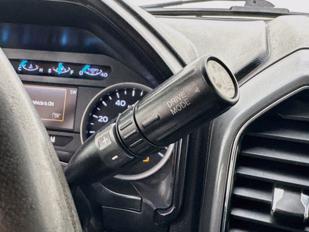 2020 Ford F-250 Super Duty XLT Crew Cab Image 17