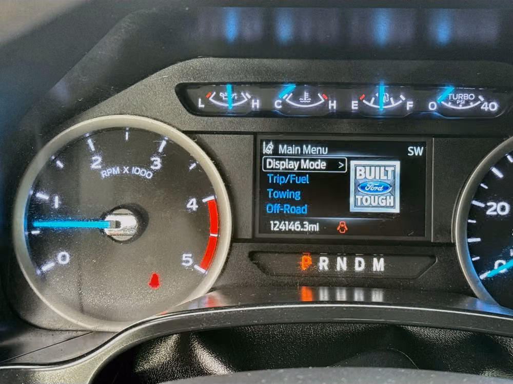 2020 Ford F-250 Super Duty XLT Crew Cab Image 13