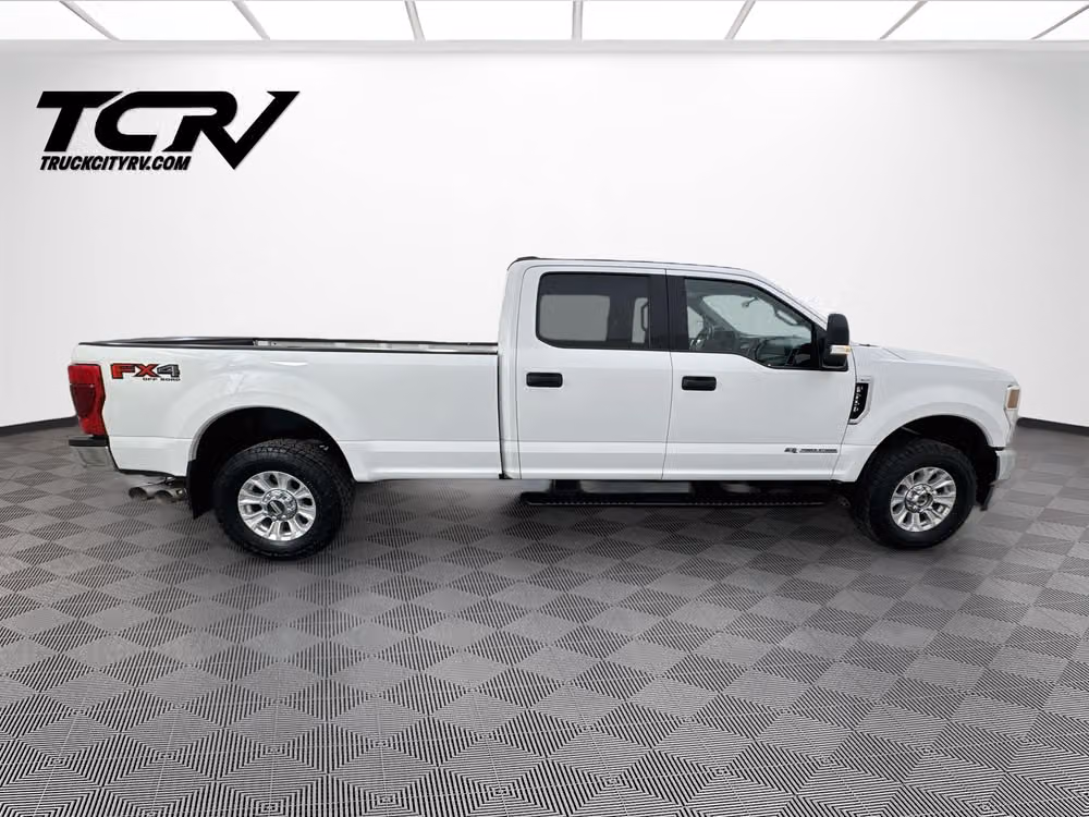 2020 Ford F-250 Super Duty XLT Crew Cab Image 8
