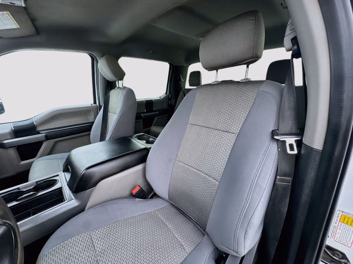 2020 Ford F-250 Super Duty XLT Crew Cab Image 11