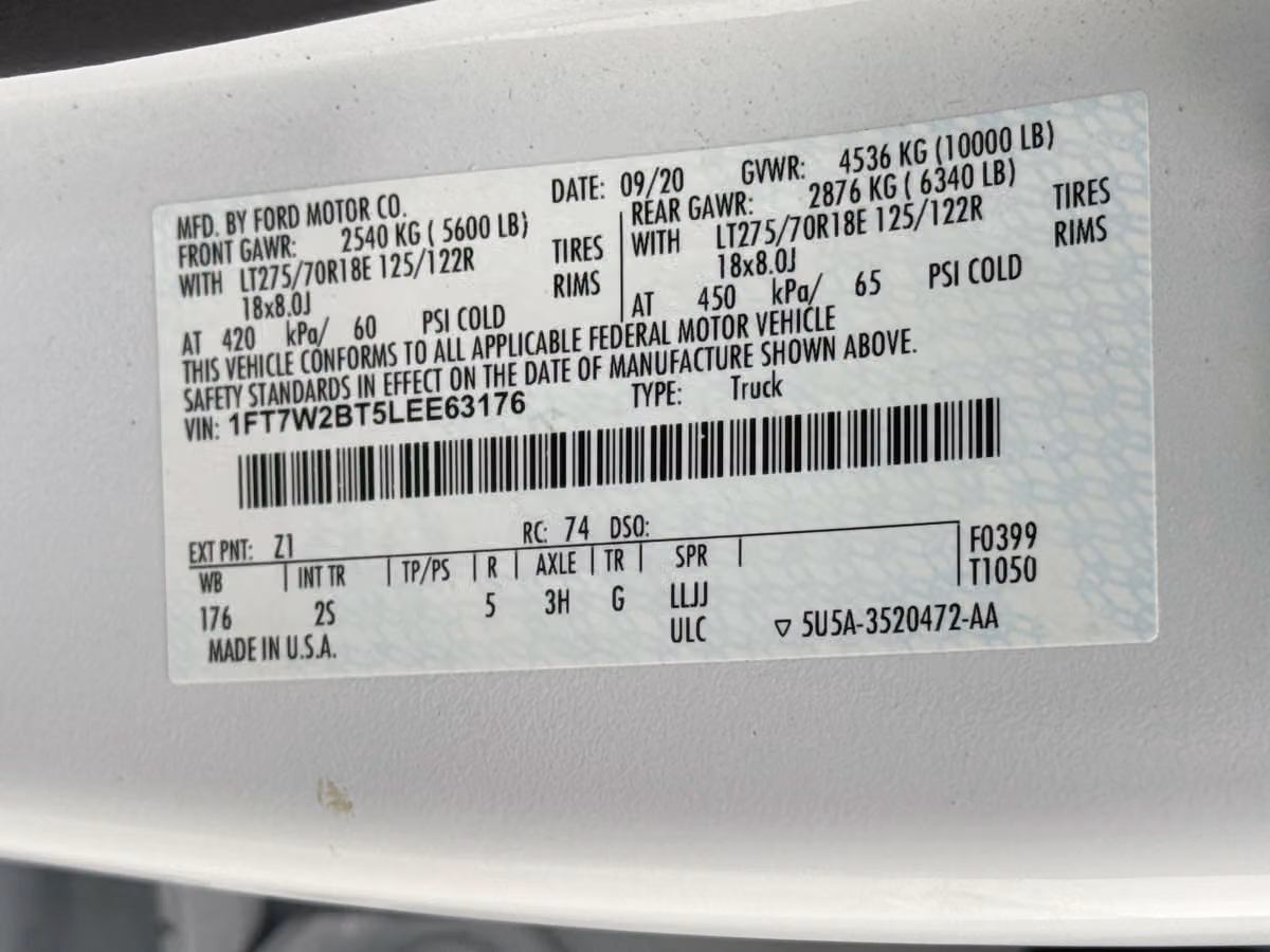 2020 Ford F-250 Super Duty XLT Crew Cab Image 30