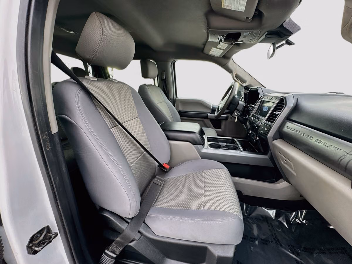 2020 Ford F-250 Super Duty XLT Crew Cab Image 26