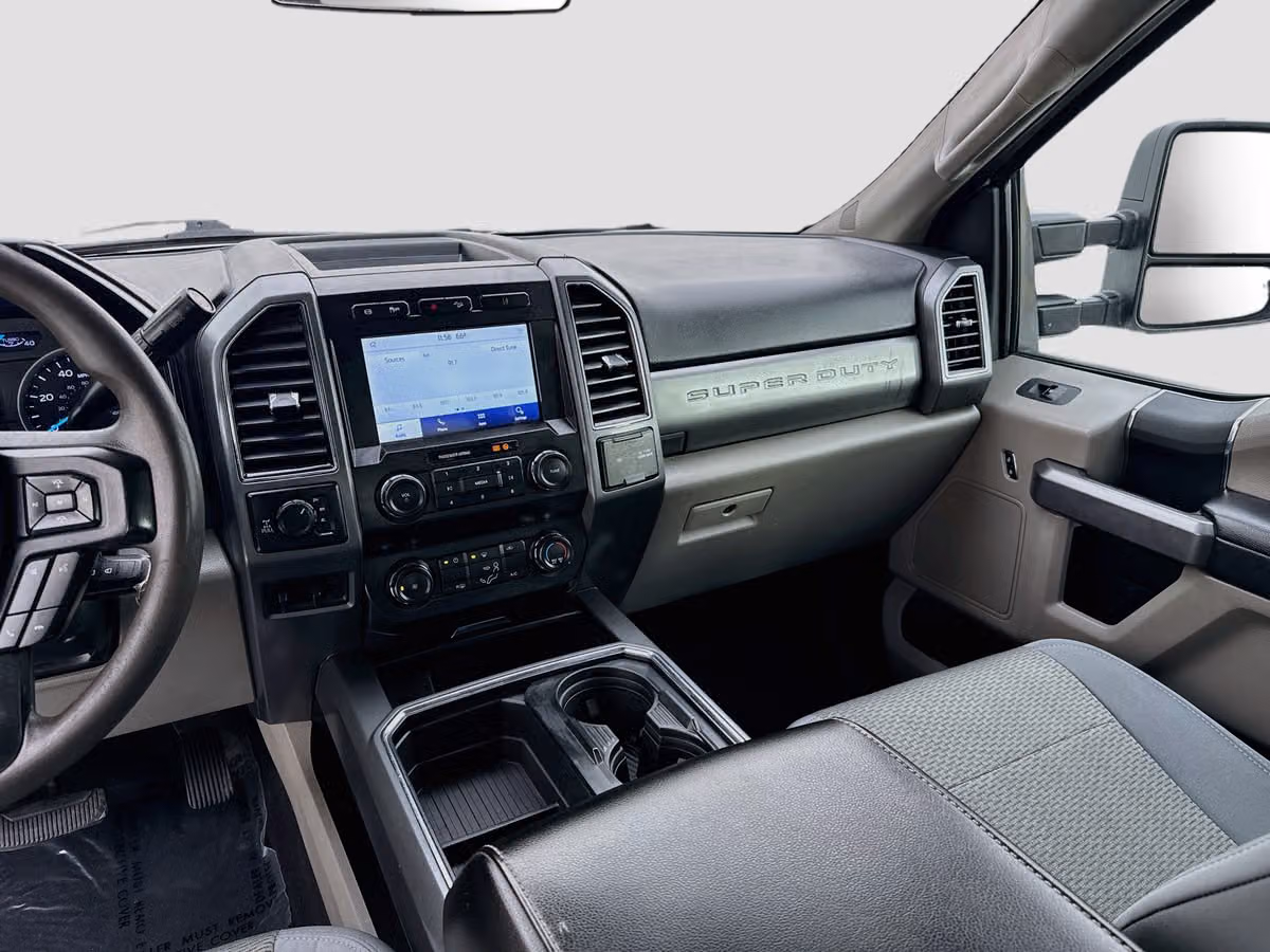 2020 Ford F-250 Super Duty XLT Crew Cab Image 22