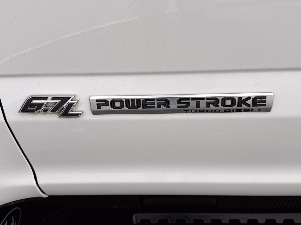 2020 Ford F-250 Super Duty XLT Crew Cab Image 32