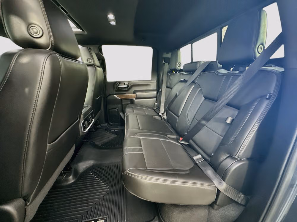 2020 Chevrolet Silverado 3500HD High Country Crew Cab Image 23