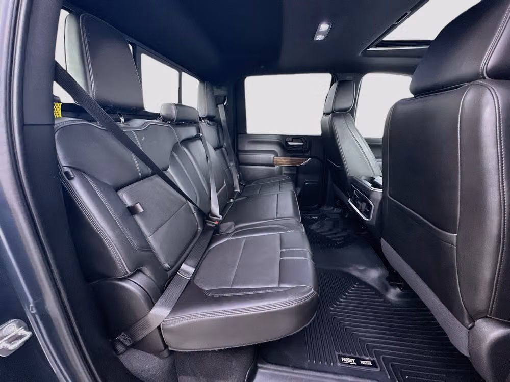 2020 Chevrolet Silverado 3500HD High Country Crew Cab Image 28