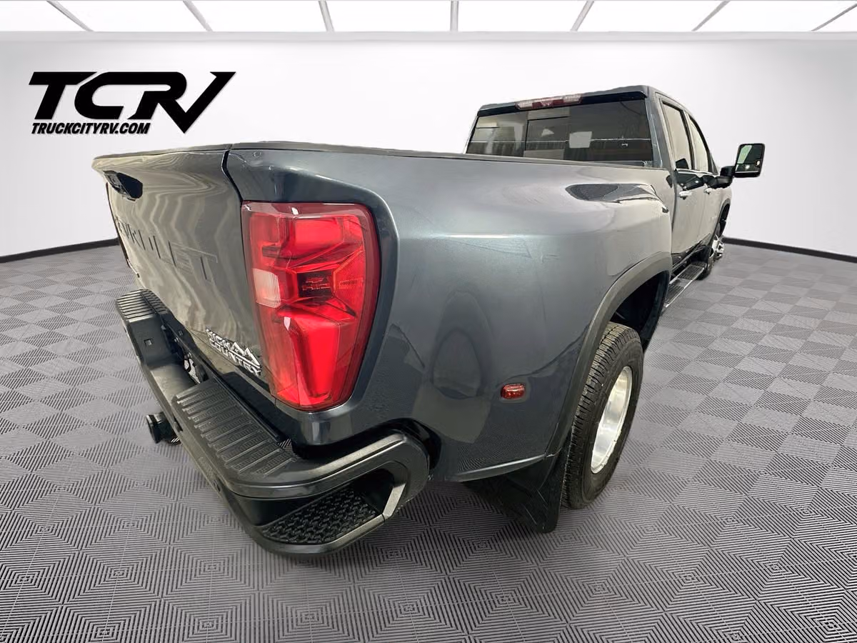 2020 Chevrolet Silverado 3500HD High Country Crew Cab Image 7