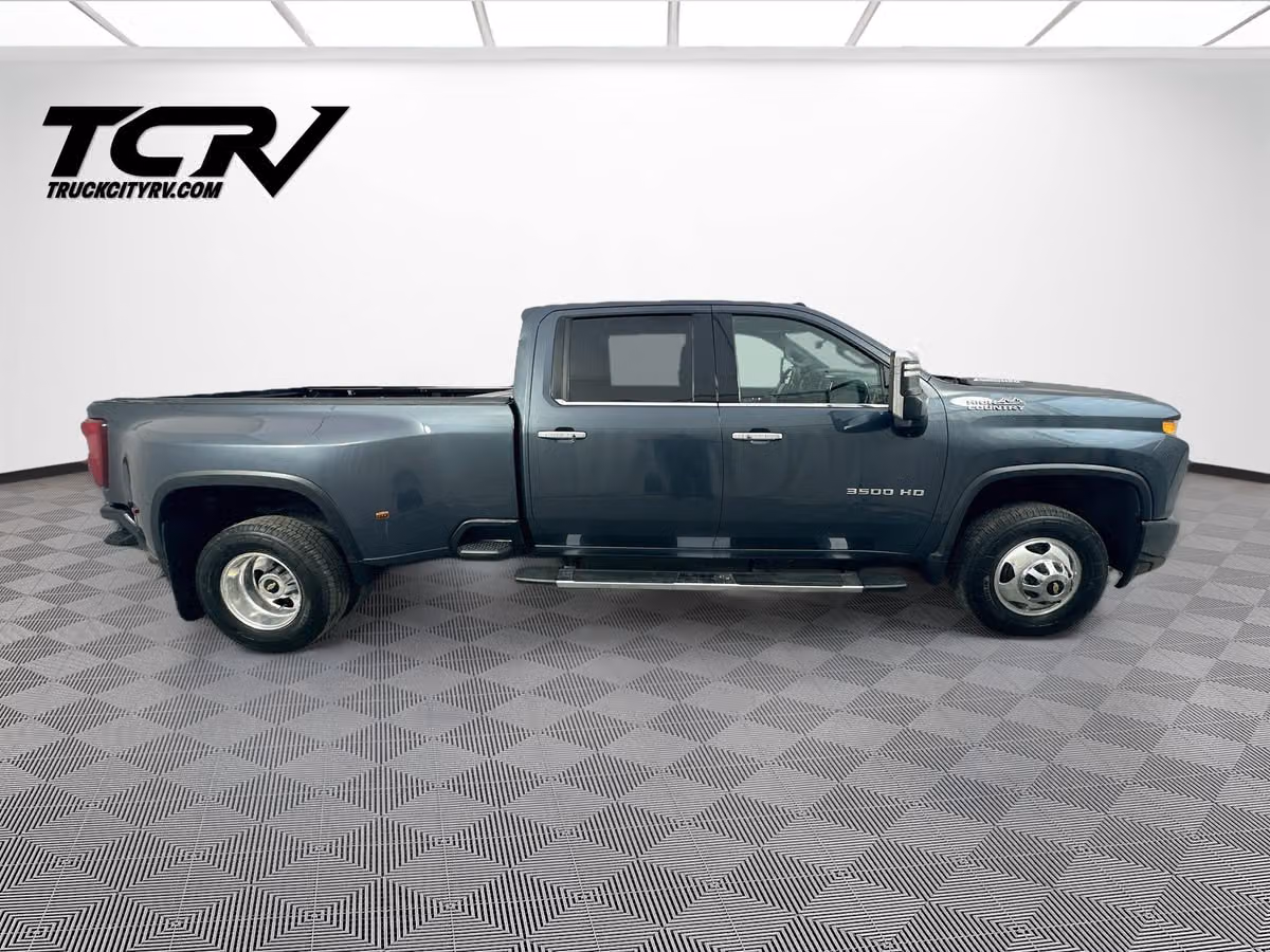 2020 Chevrolet Silverado 3500HD High Country Crew Cab Image 8