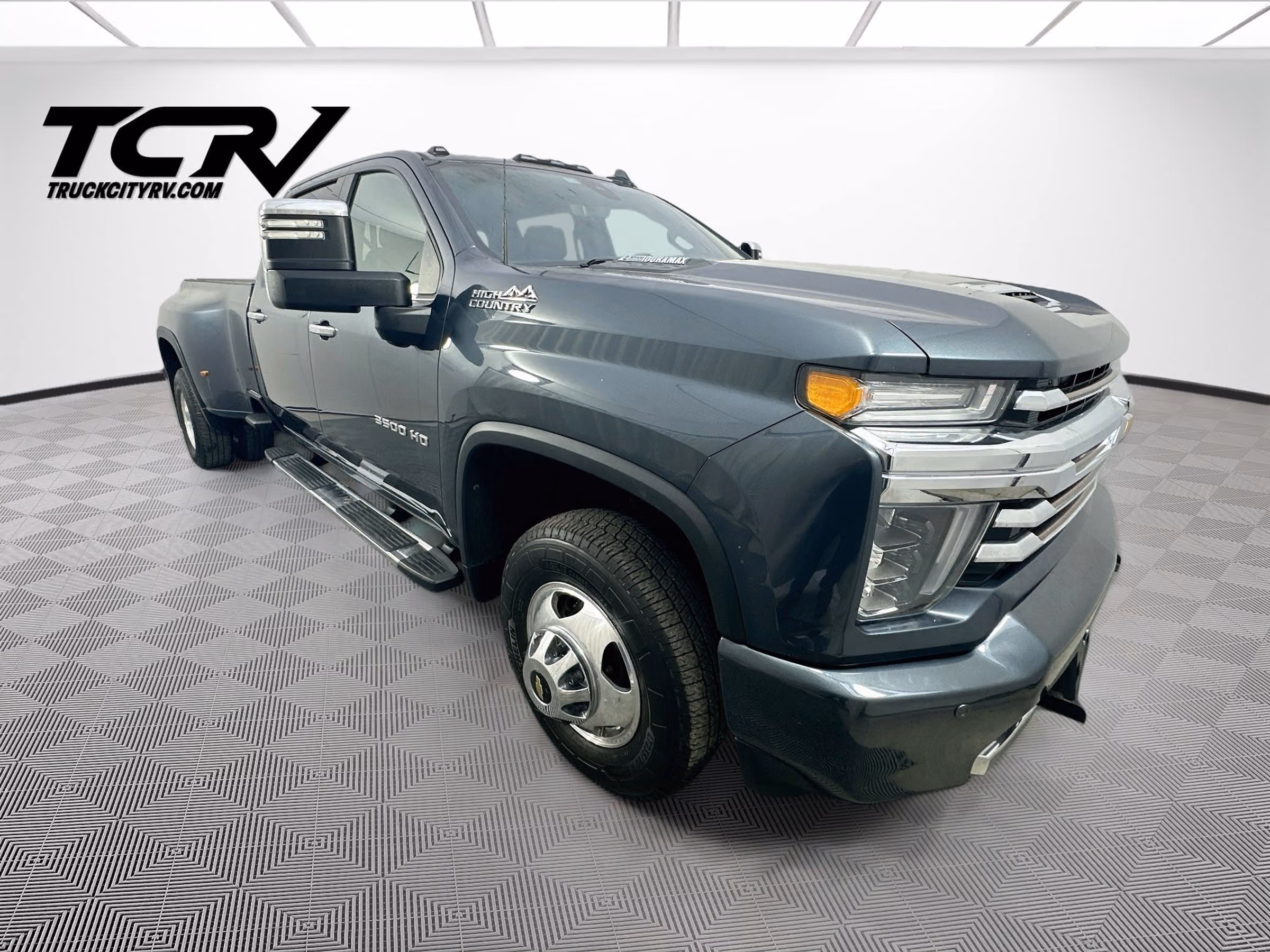 2020 Chevrolet Silverado 3500HD High Country Crew Cab Image 1