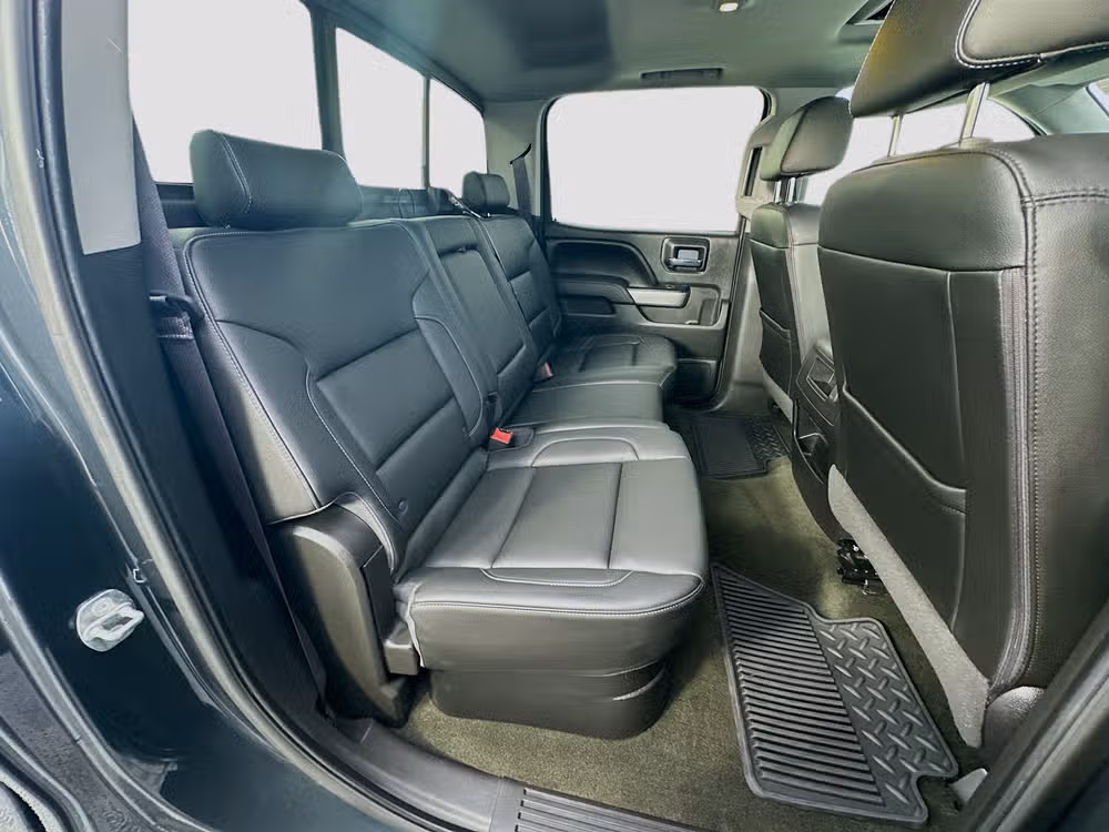 2017 Chevrolet Silverado 1500 LTZ Z71 Crew Cab Image 26