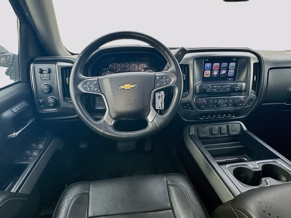 2017 Chevrolet Silverado 1500 LTZ Z71 Crew Cab Image 24