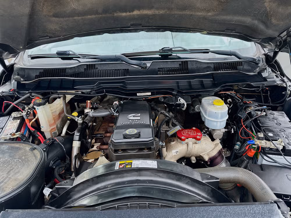 2017 Ram 2500 SLT Crew Cab Diesel 4x4 Image 24