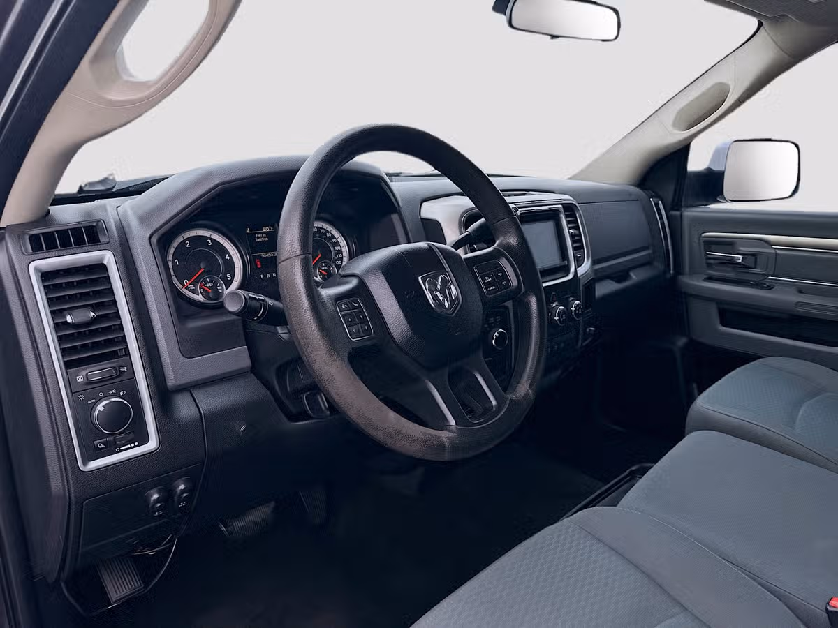 2017 Ram 2500 SLT Crew Cab Diesel 4x4 Image 9