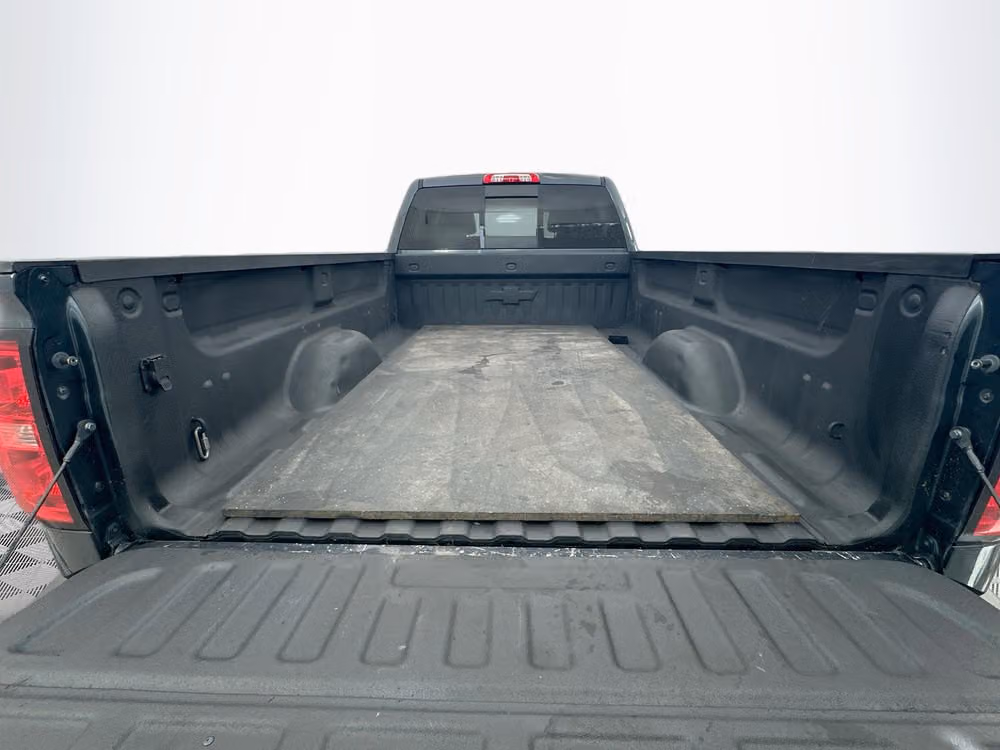 2019 Chevrolet Silverado 3500HD LTZ Crew Cab Image 24