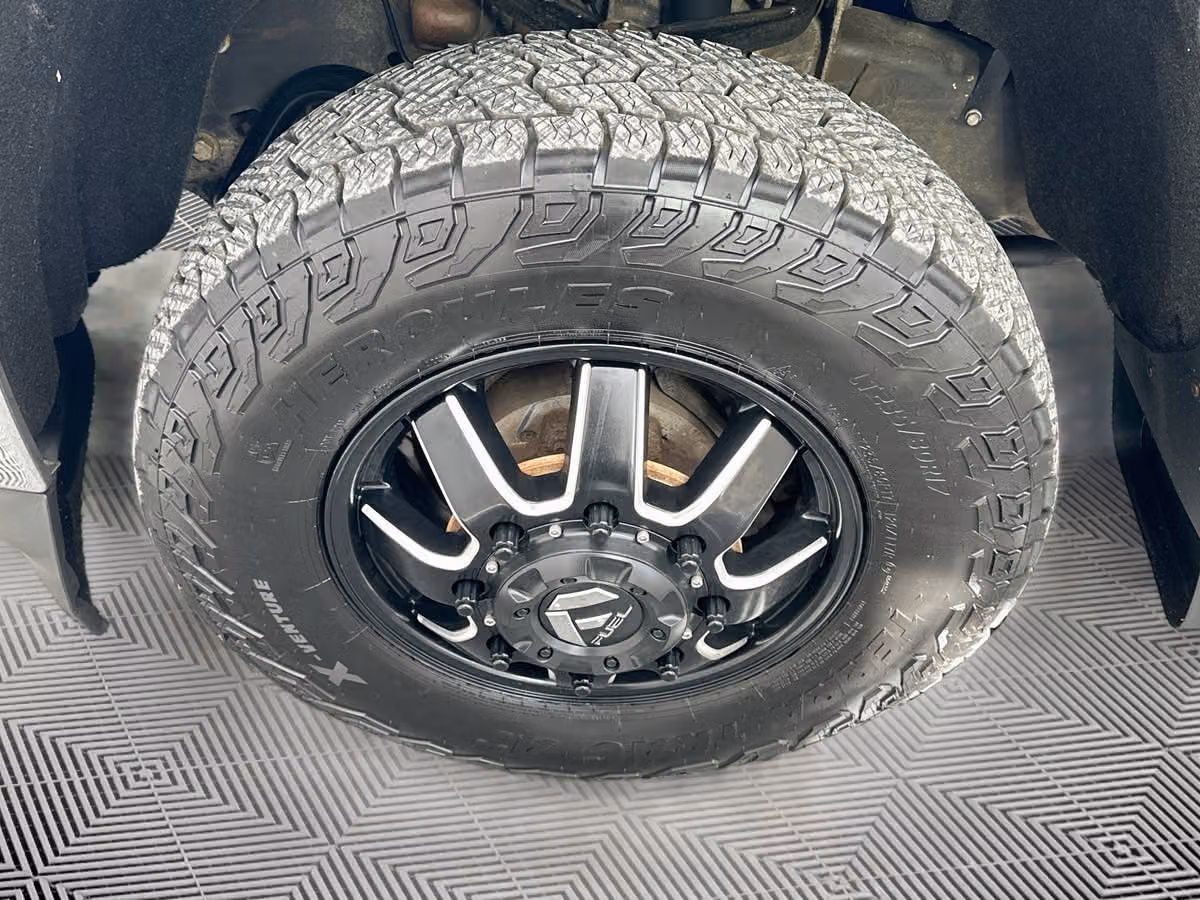 2019 Chevrolet Silverado 3500HD LTZ Crew Cab Image 29