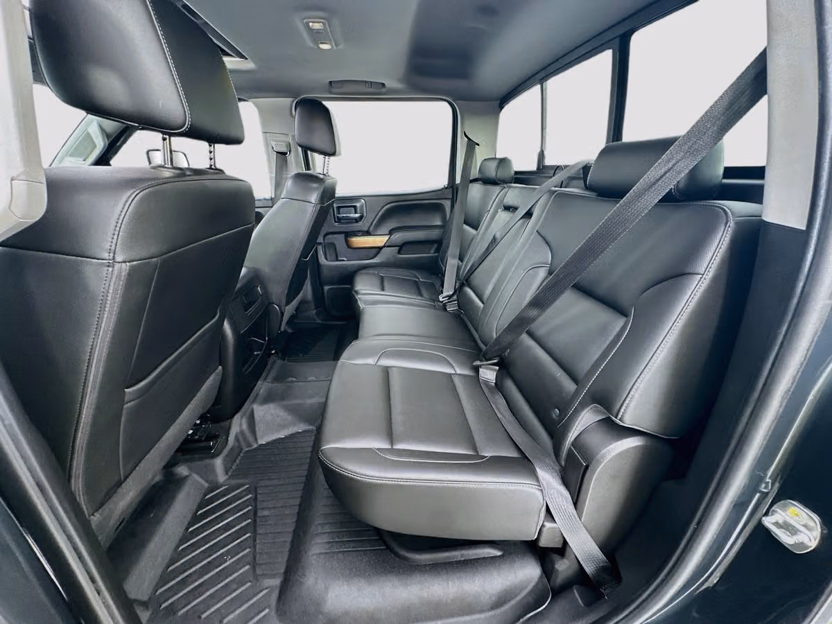 2019 Chevrolet Silverado 3500HD LTZ Crew Cab Image 21