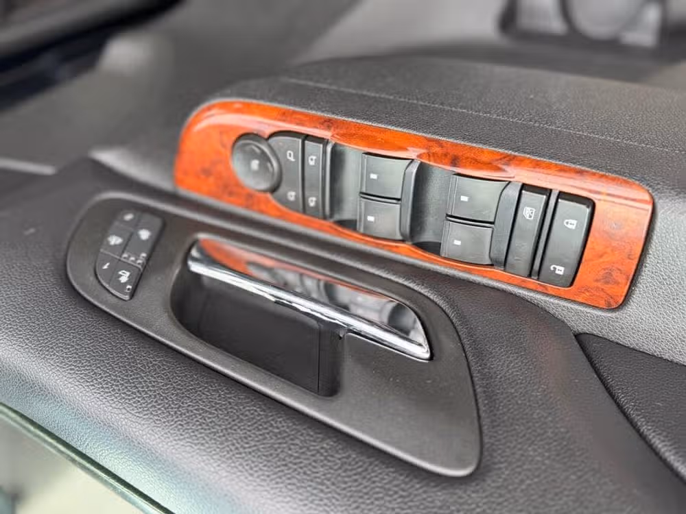2010 Chevrolet Silverado 1500 LTZ Ext Cab 6.2 V8 4x4 Image 16