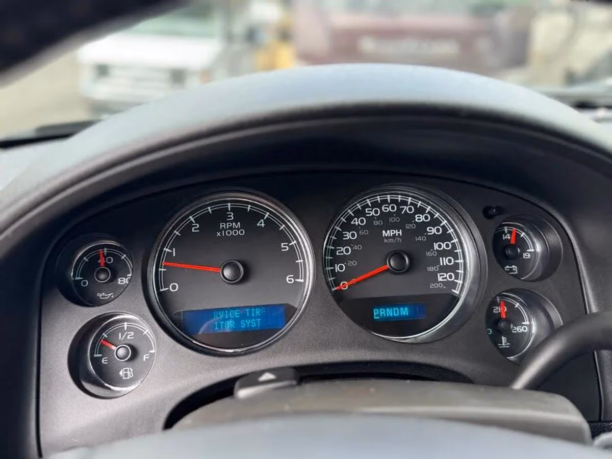2010 Chevrolet Silverado 1500 LTZ Ext Cab 6.2 V8 4x4 Image 12