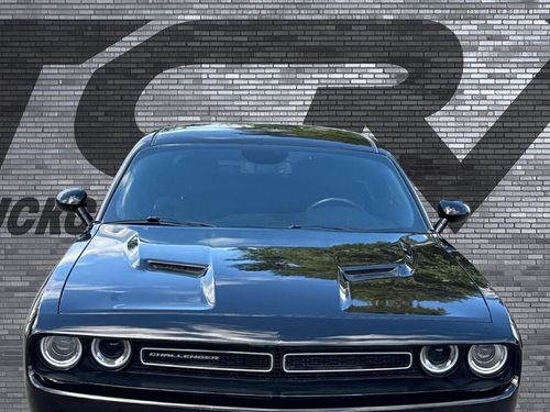 2019 Dodge Challenger SXT Lower Image 3