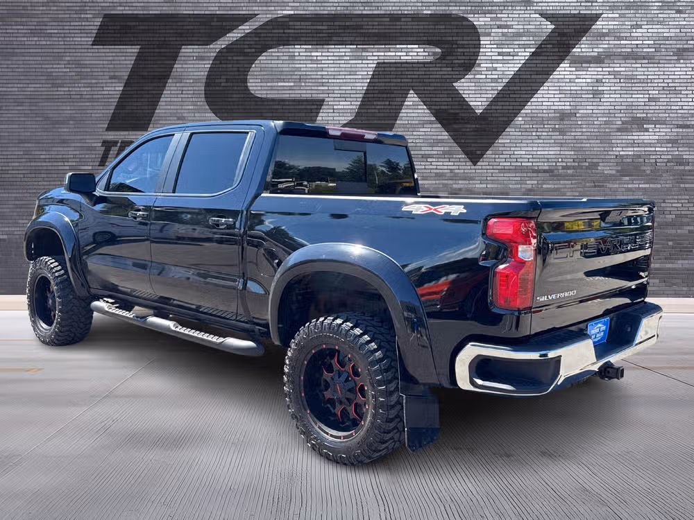 2019 Chevrolet Silverado 1500 Crew Cab LIFTED Image 9