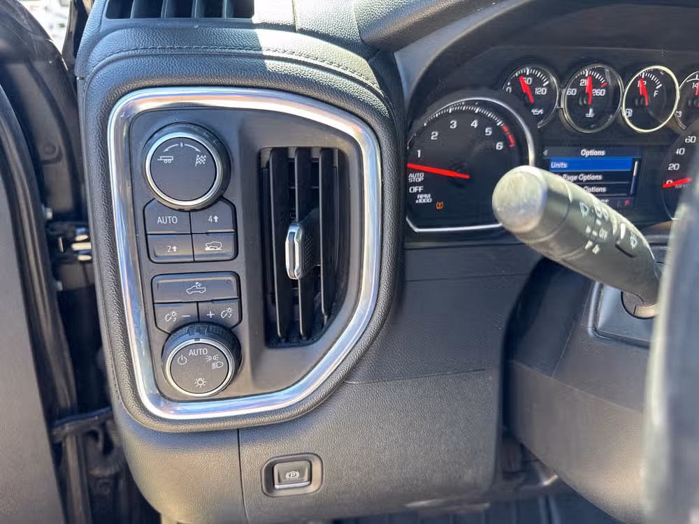 2019 Chevrolet Silverado 1500 Crew Cab LIFTED Image 20