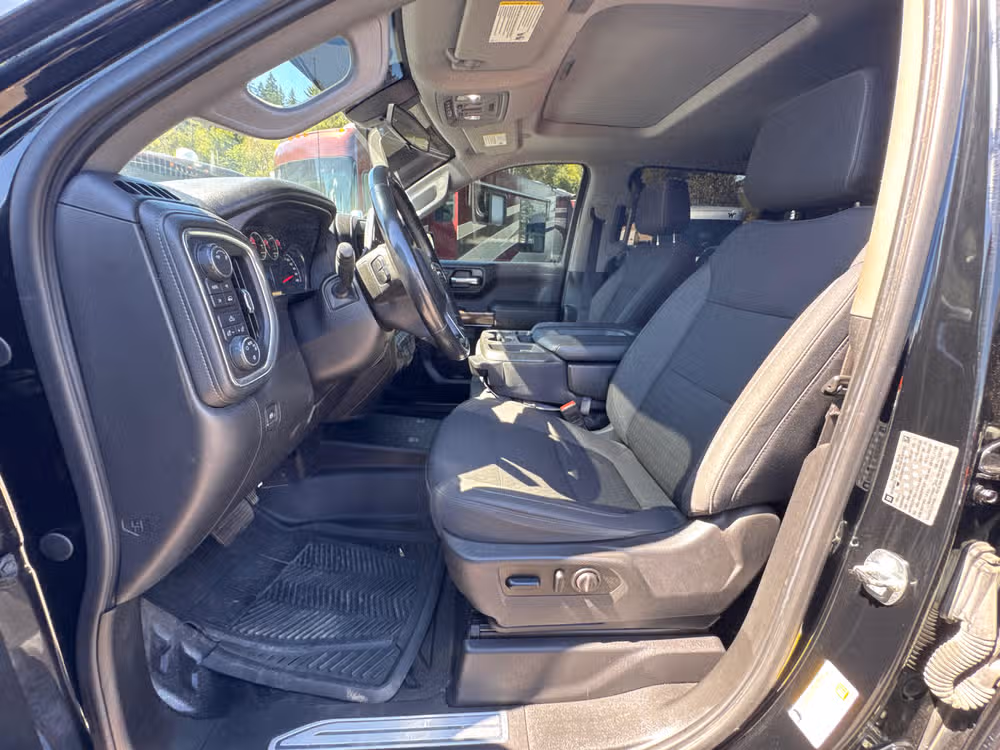 2019 Chevrolet Silverado 1500 Crew Cab LIFTED Image 23