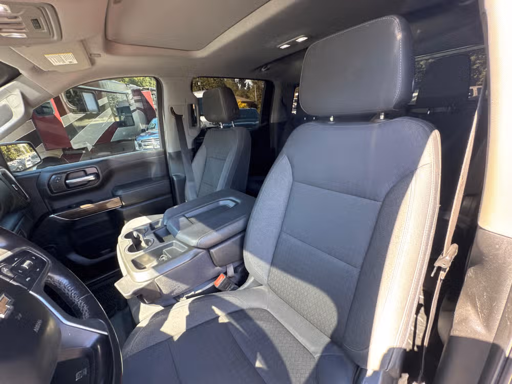 2019 Chevrolet Silverado 1500 Crew Cab LIFTED Image 25