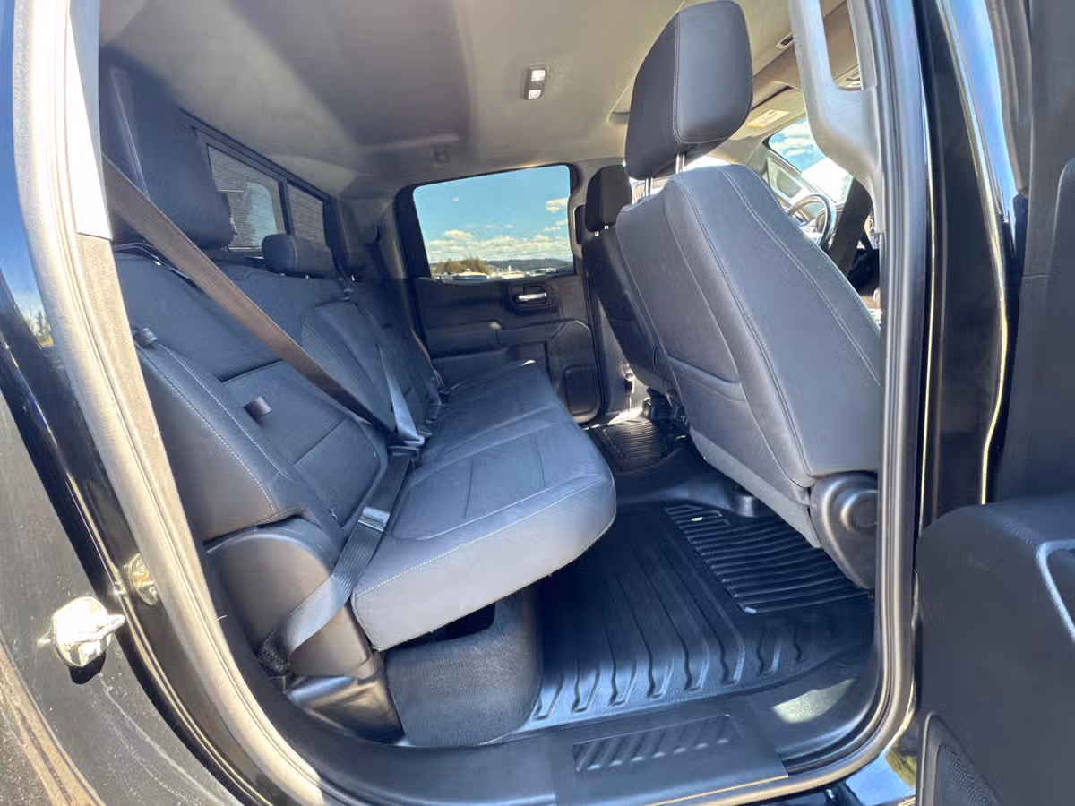 2019 Chevrolet Silverado 1500 Crew Cab LIFTED Image 24