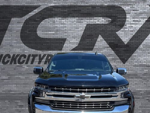 2019 Chevrolet Silverado 1500 Crew Cab LIFTED Lower Image 3