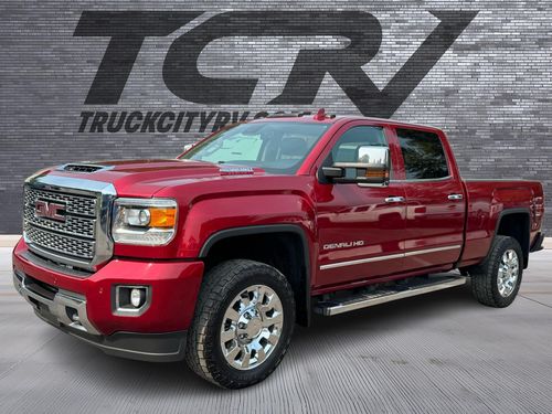 2019 GMC Sierra 2500HD Denali Crew Cab Duramax Diesel Lower Image 3