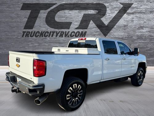2016 Chevrolet Silverado 2500HD LTZ Lower Image 1