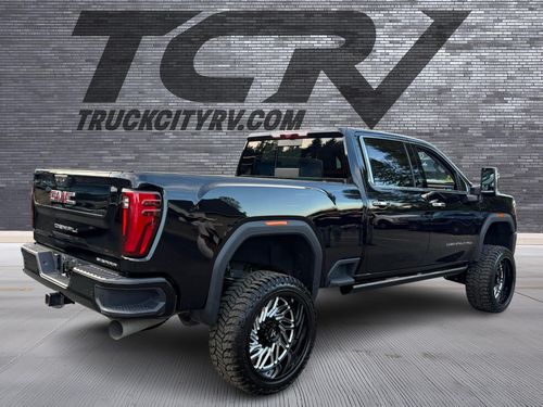 2024 GMC Sierra 3500HD Denali Lower Image 1