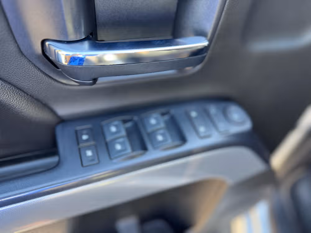 2018 Chevrolet Silverado 1500 LT Z71 Image 16