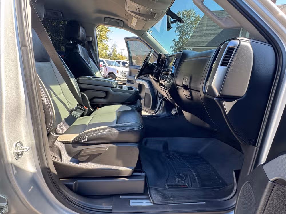 2018 Chevrolet Silverado 1500 LT Z71 Image 28