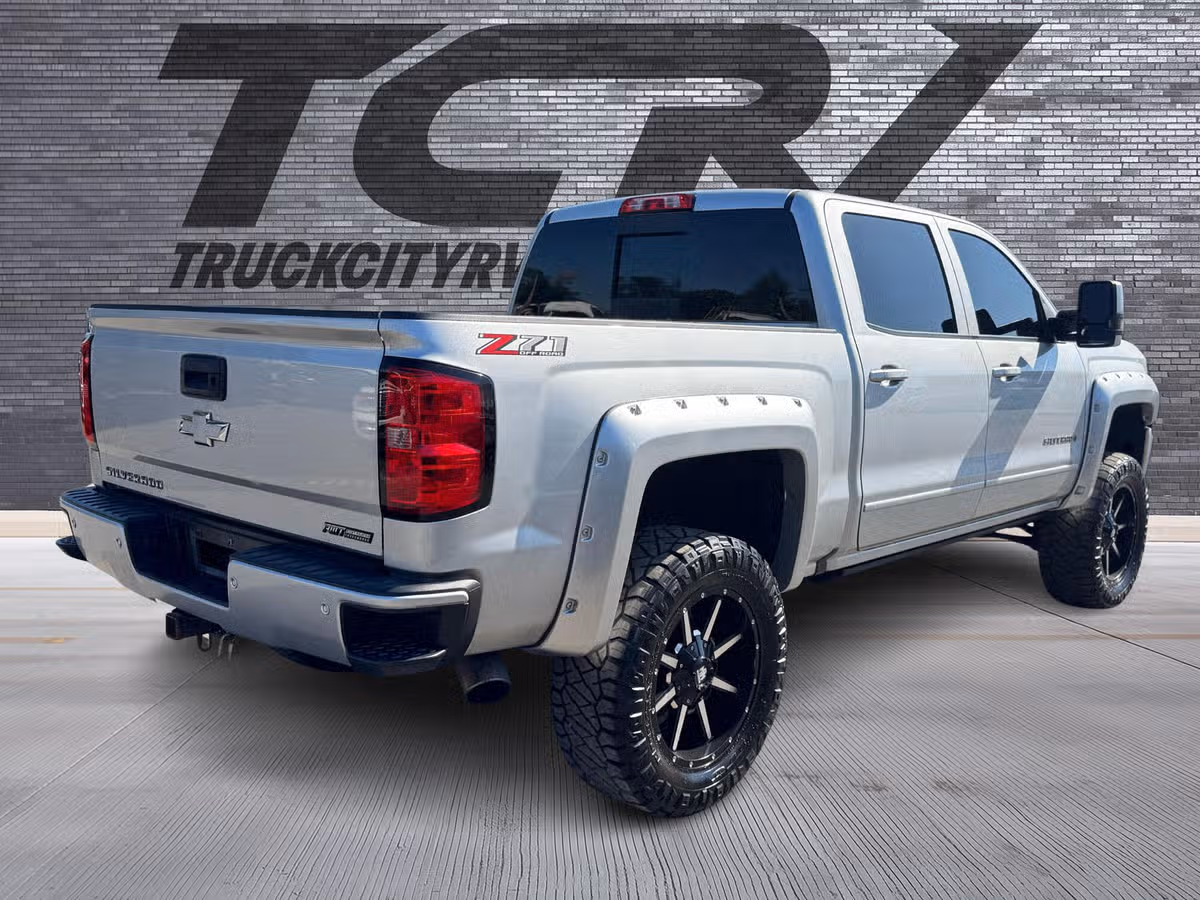2018 Chevrolet Silverado 1500 LT Z71 Image 4