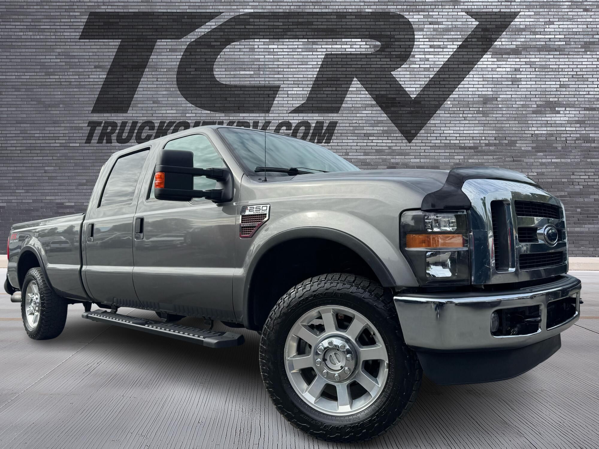 2010 Ford F-250 Super Duty XLT's photo