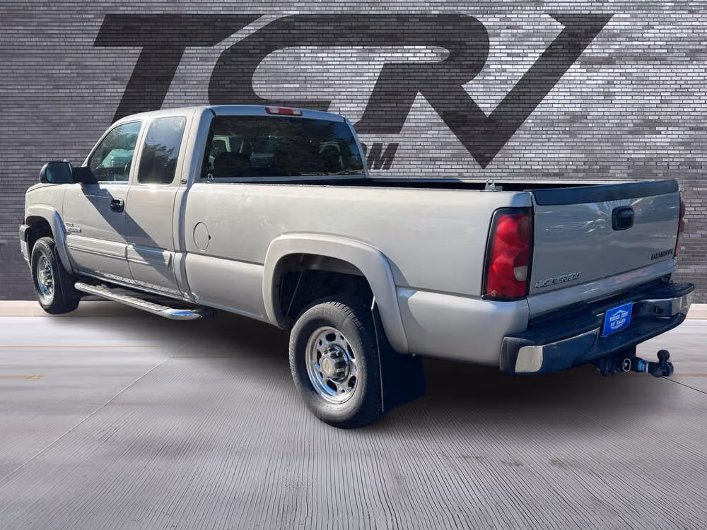 2005 Chevrolet Silverado 2500HD LT Image 8